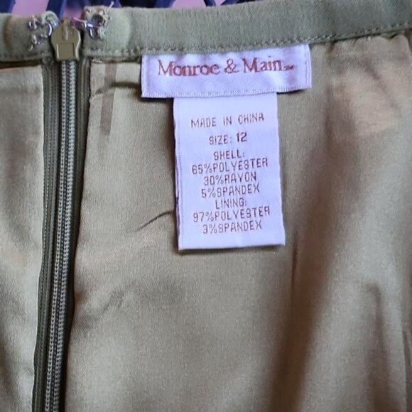 Monroe & Main Lined 2 pieces 12 Skirt Set - Picture 11 of 16